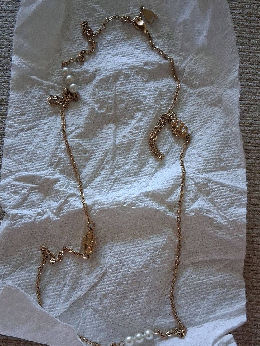 Sarah Coventry gold-tone chain necklace with white pearl stations Sell As It Is